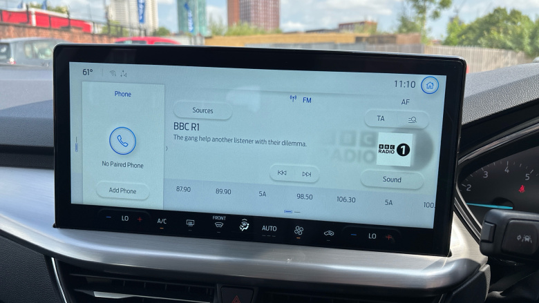 Ford Focus 1.0 EcoBoost Hybrid mHEV 155 Titanium 5dr Auto Petrol Hatchback